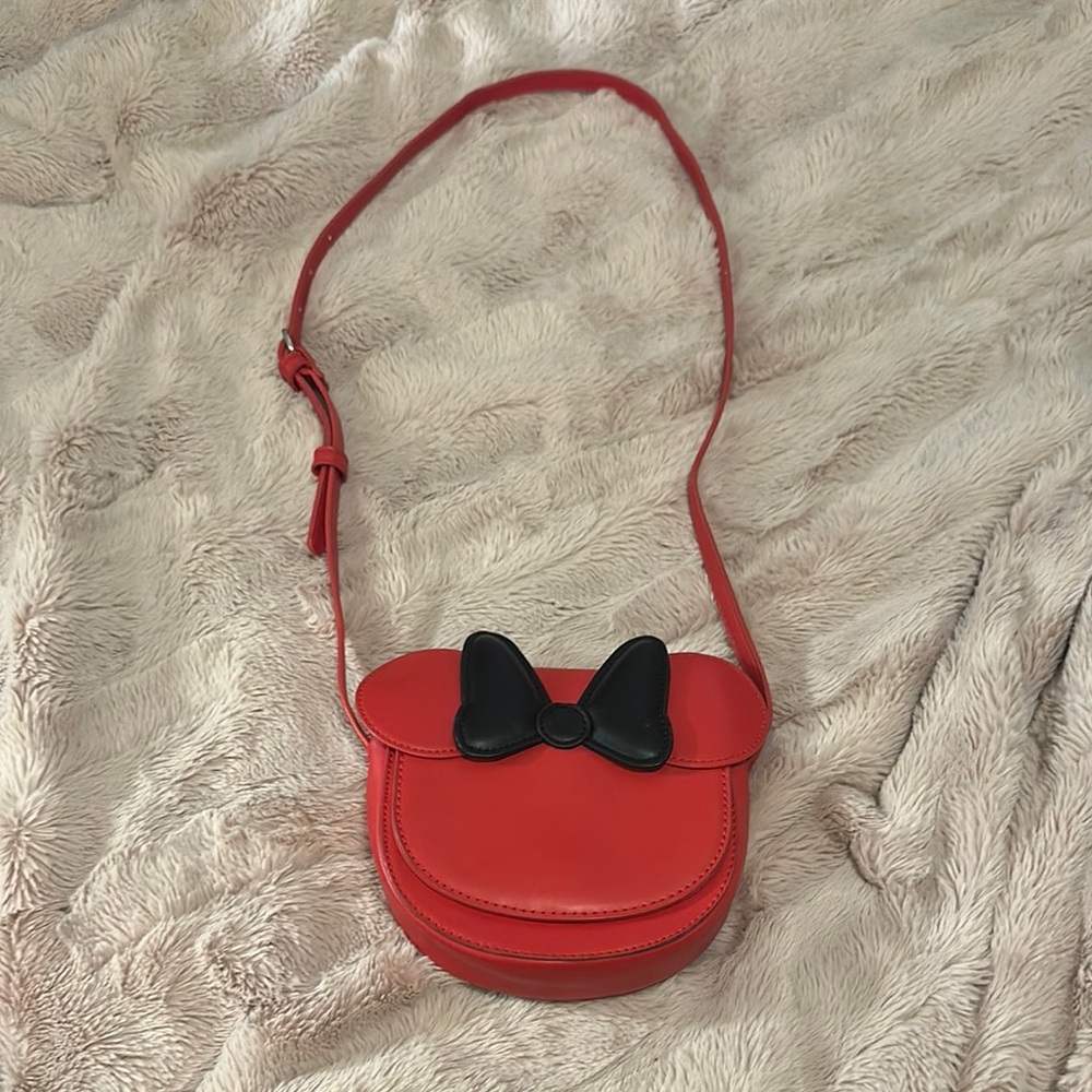 Minnie Mouse Red Crossbody Bag with Black Bow